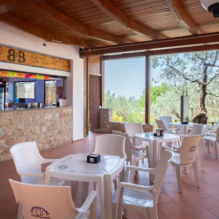 Blucamp Natural Village Κάμπινγκ